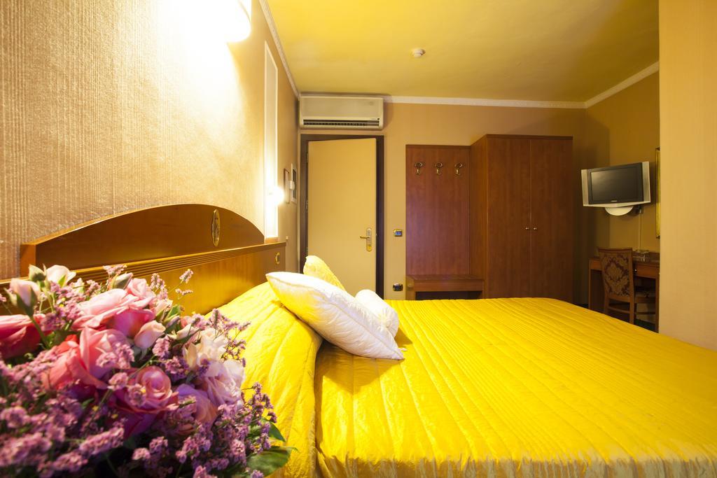 Boutique Hotel Puccini Montecatini Terme Exterior photo